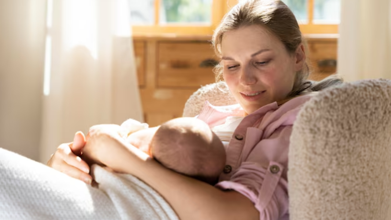 New Mother’s Special: Learn About The Feeding Cycle Of Your Newborn