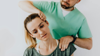 The Truth Behind Viral Chiropractic Videos Benefits, Risks, and What You Need to Know