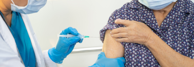 Cancer vaccination (Credit: Canva)