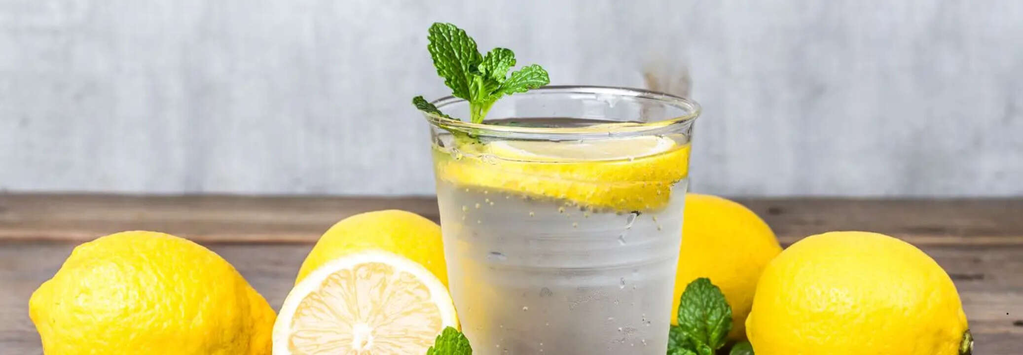 Drinking Lemon Water Early In Morning Might Not Be Good For Your Teeth