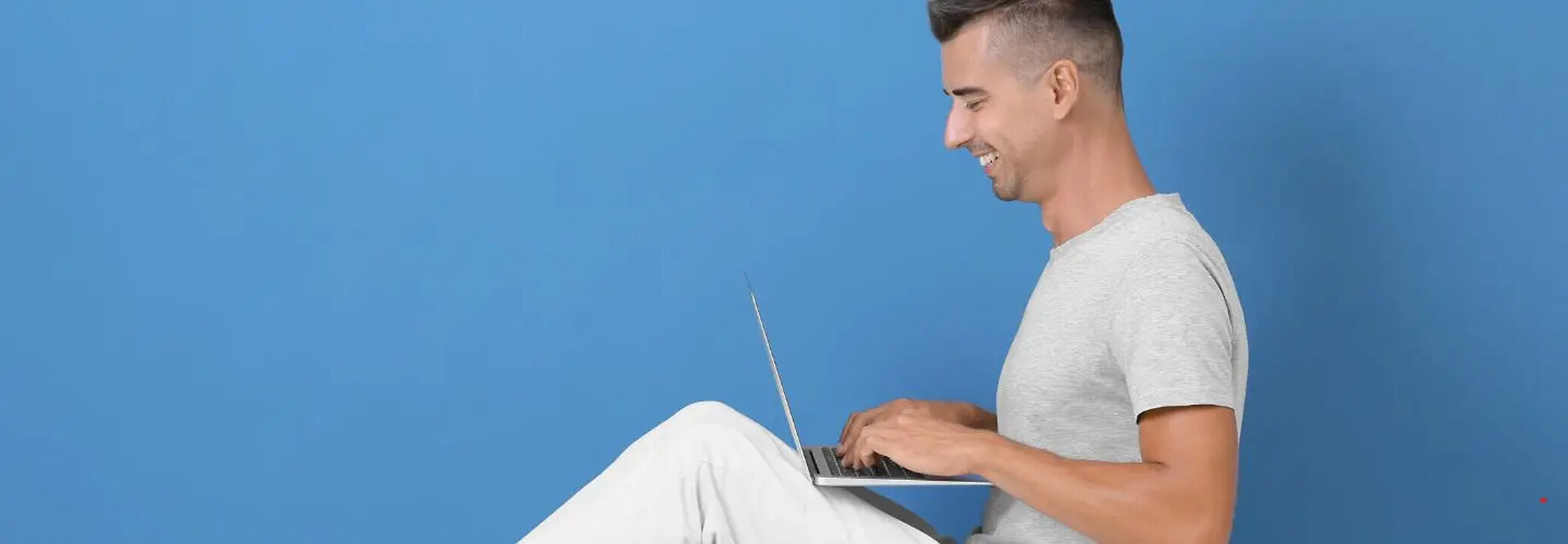 Here's How Laptops Are Causing Male Fertility | Health and Me