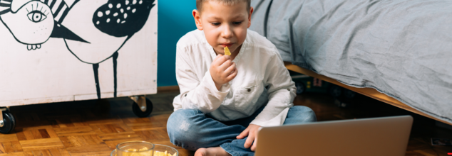 Just 5 Minutes of Junk Food Ads Can Make Kids Eat More, Study Warns