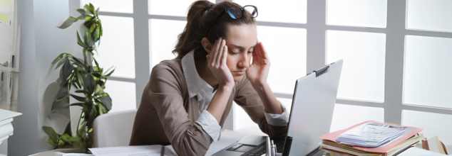 Experiencing This Symptom Of Headache Could Be A Sign Of Brain Aneurysm