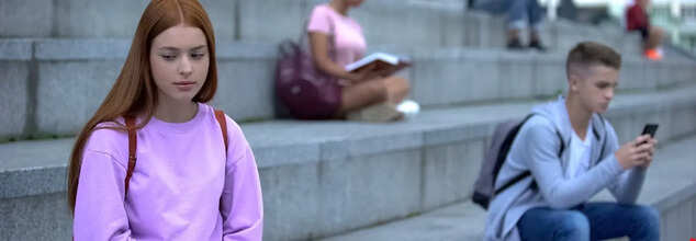 Chronic Loneliness May Trigger Early Cognitive Decline In Young Adults
