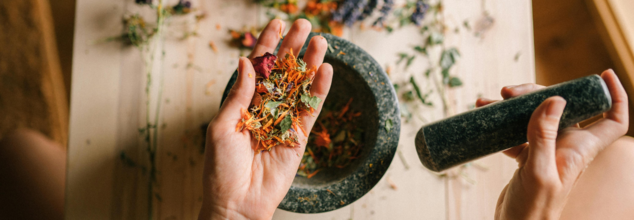 These Two Herbs Found In Your Kitchen Could Protect Your Brain From Dementia