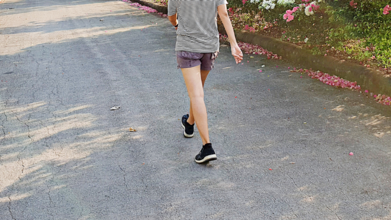 A Small Tweak In Your Daily Walk Can Protect Your Knees From Osteoarthritis