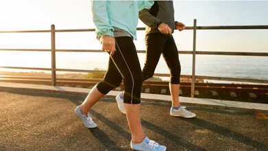 Walking Fast Could Be A Simple Way To Cut Lung Cancer Risk, Study Reveals