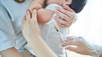 As CDC Advisers Vote Against MMRV Vaccine For Kids Under 4, Here's What Parents Should Know
