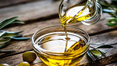 MCT Oil Explained: Benefits, How To Use It