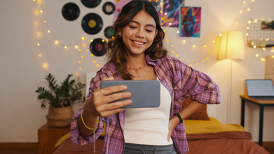 Should Parents Limit Social Media For Teens? New Study Shows It Is Lowering Their Memory Score