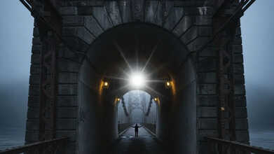 tunnel of light death experience